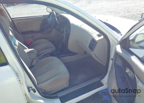 2003 Hyundai Elantra Gls/Gt из США, поврежденный, VIN KMHDN45D73U543750